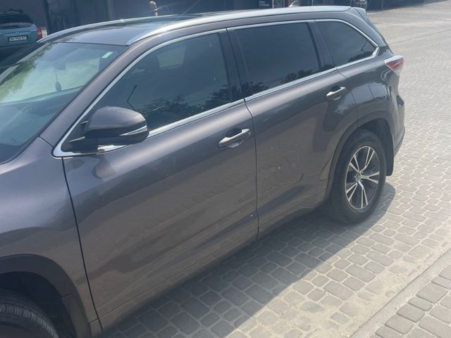 Toyota Highlander - фото 4