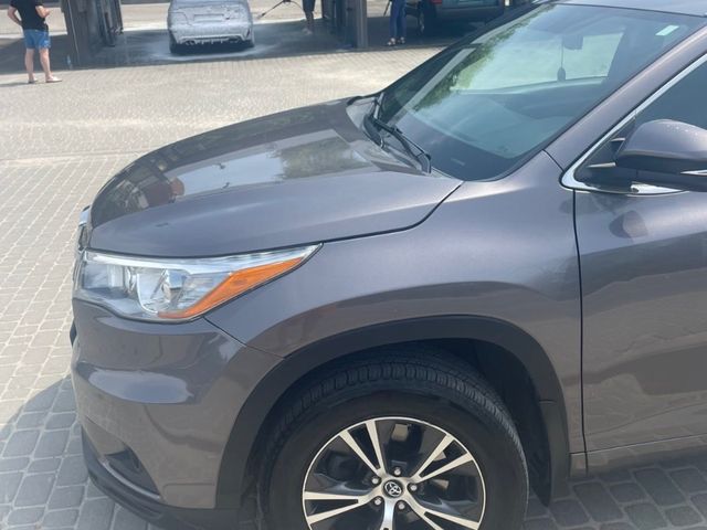Toyota Highlander - фото 3