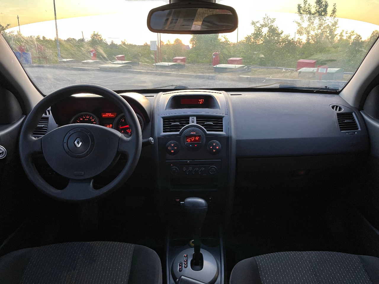 Renault Megane - фото 21