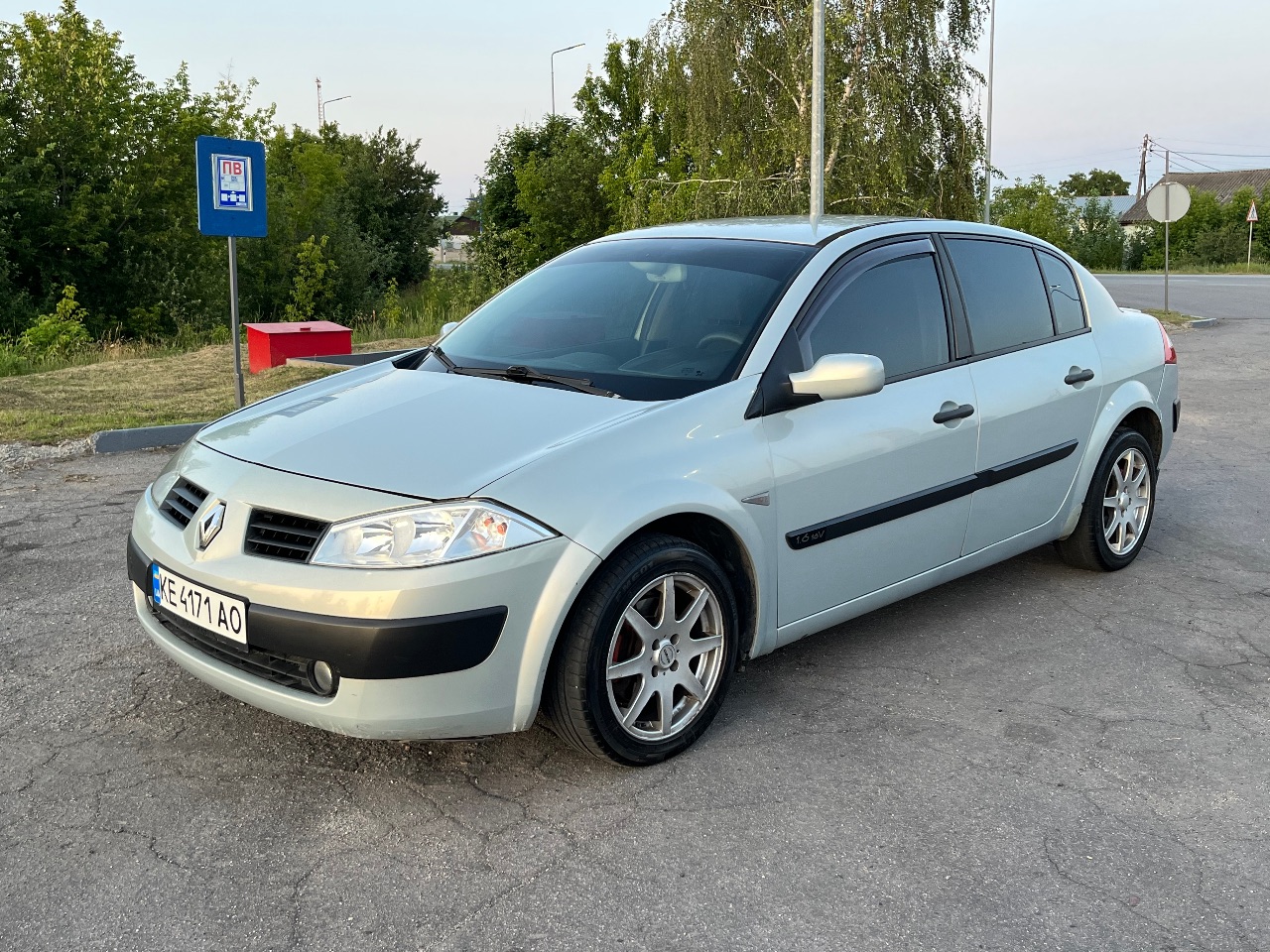 Renault Megane - фото 13