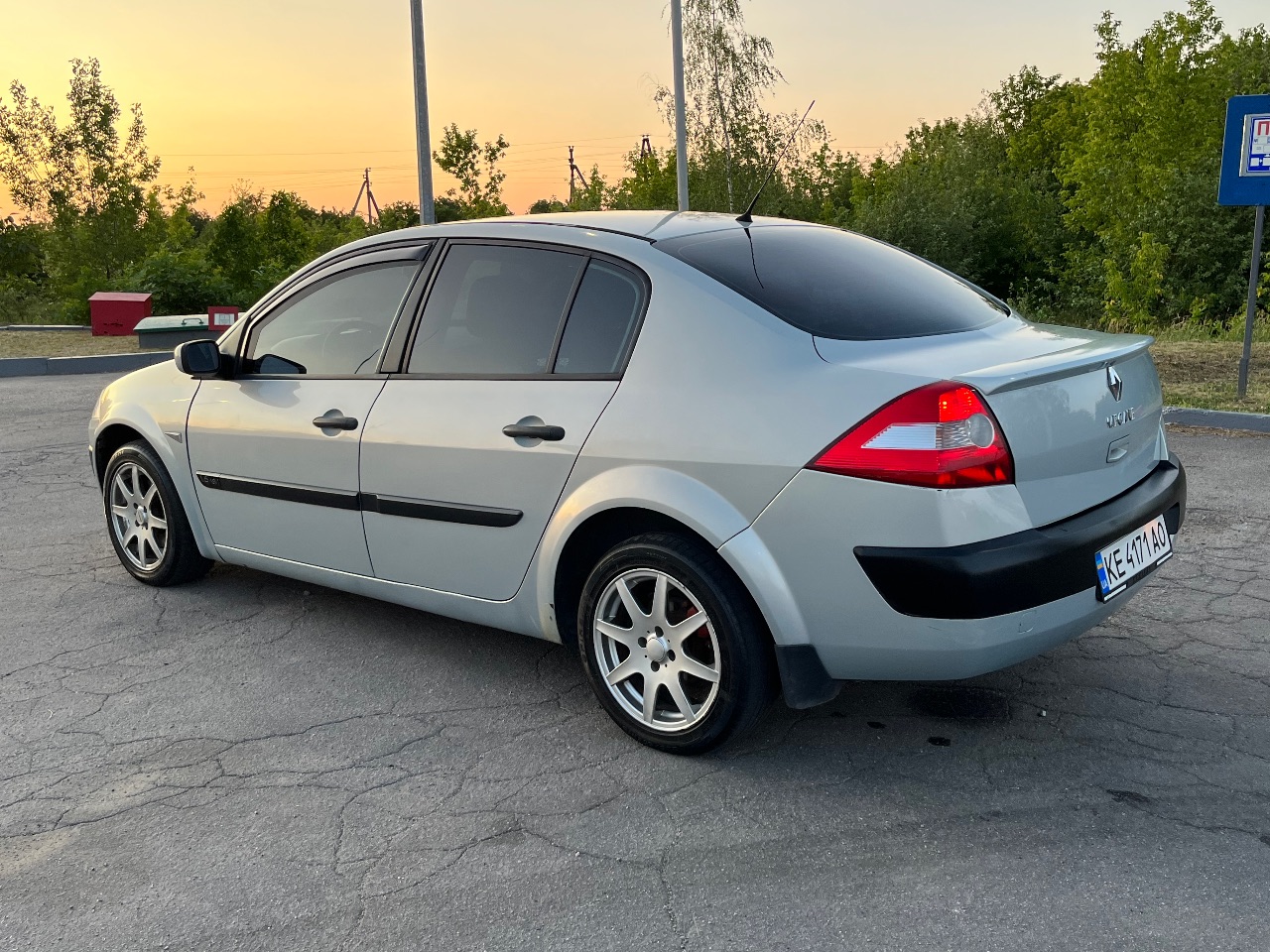 Renault Megane - фото 9