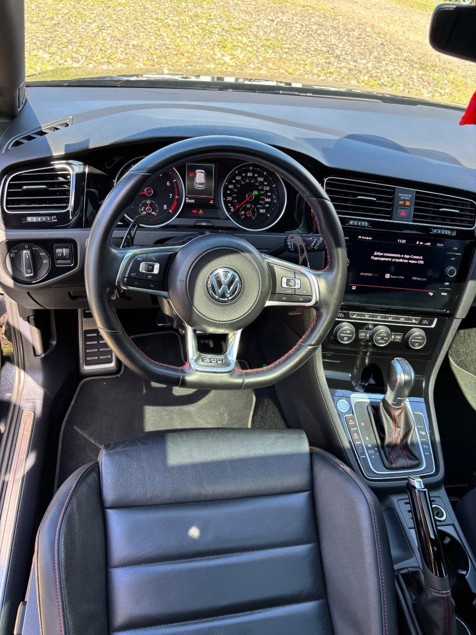 Volkswagen Golf GTI - фото 7