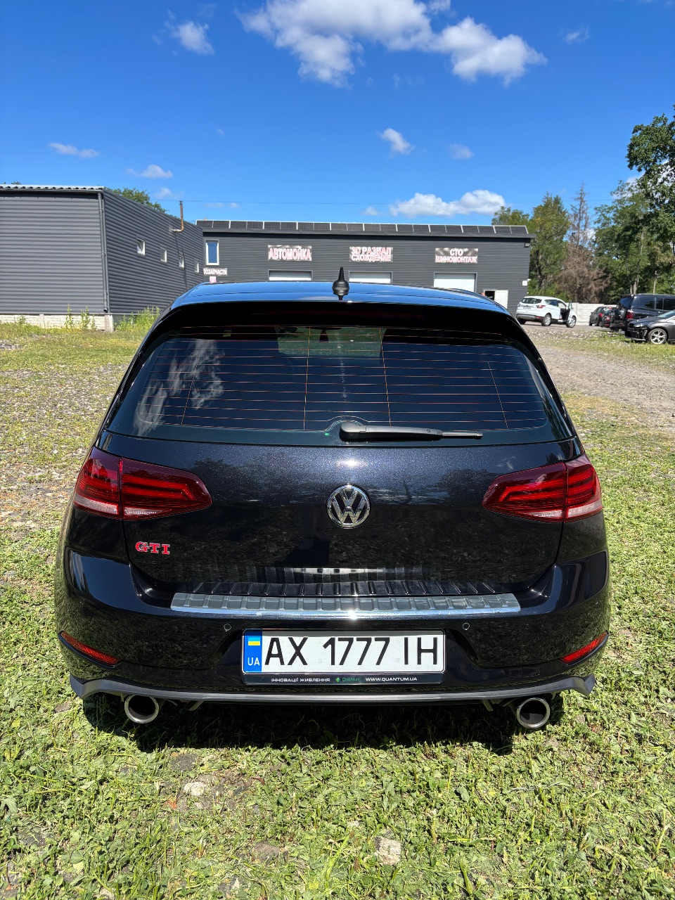 Volkswagen Golf GTI - фото 5