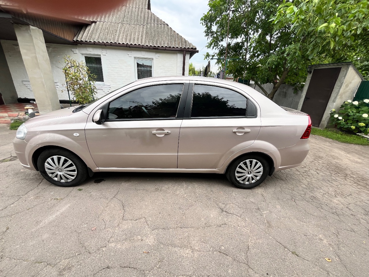 Chevrolet Aveo - фото 5