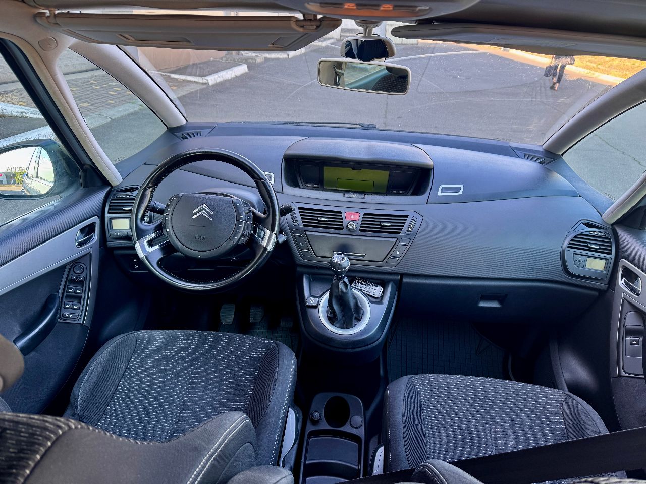 Citroen C4 Picasso - фото 14