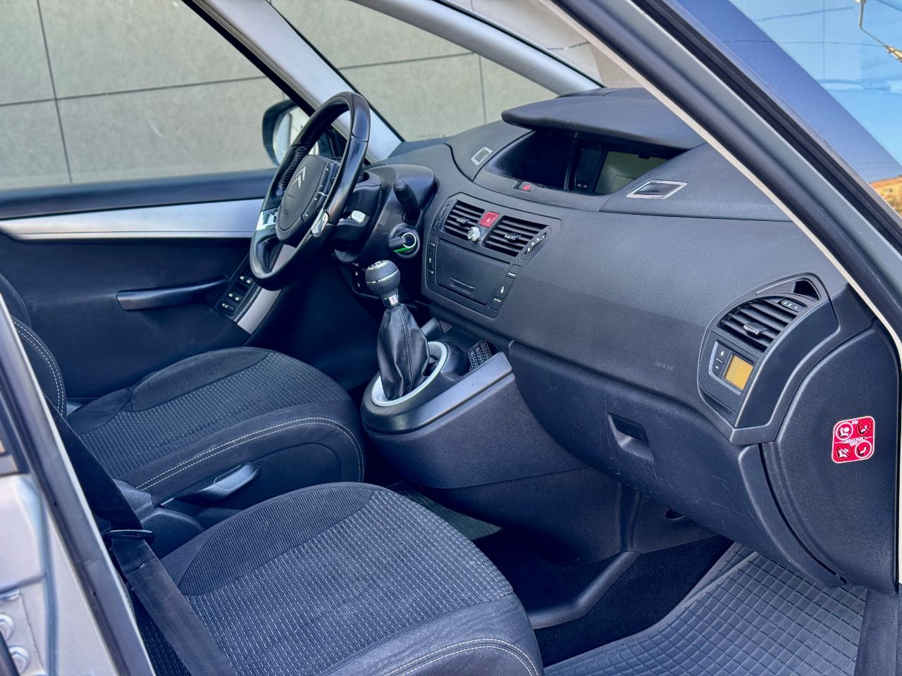 Citroen C4 Picasso - фото 10