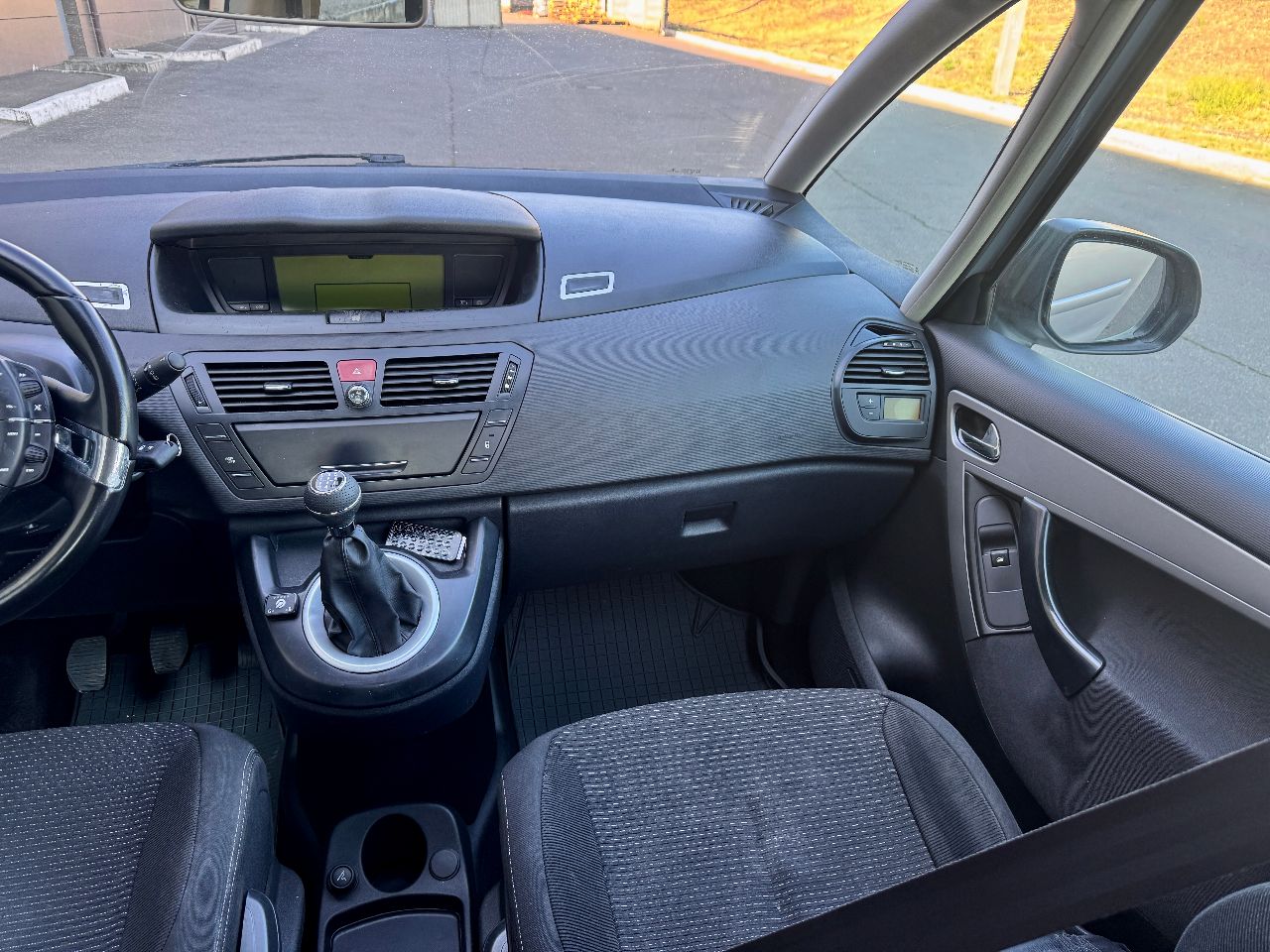 Citroen C4 Picasso - фото 13