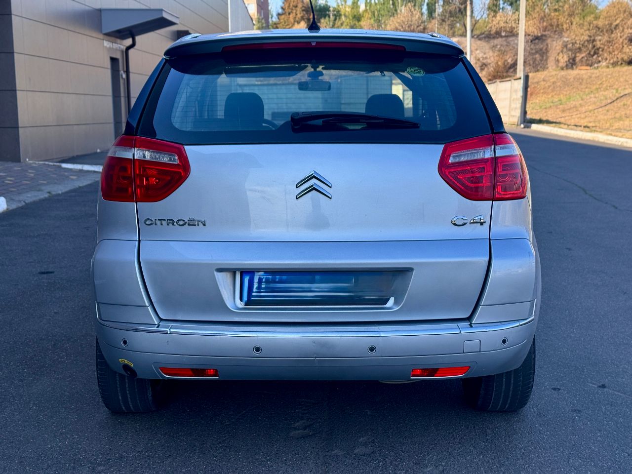 Citroen C4 Picasso - фото 6