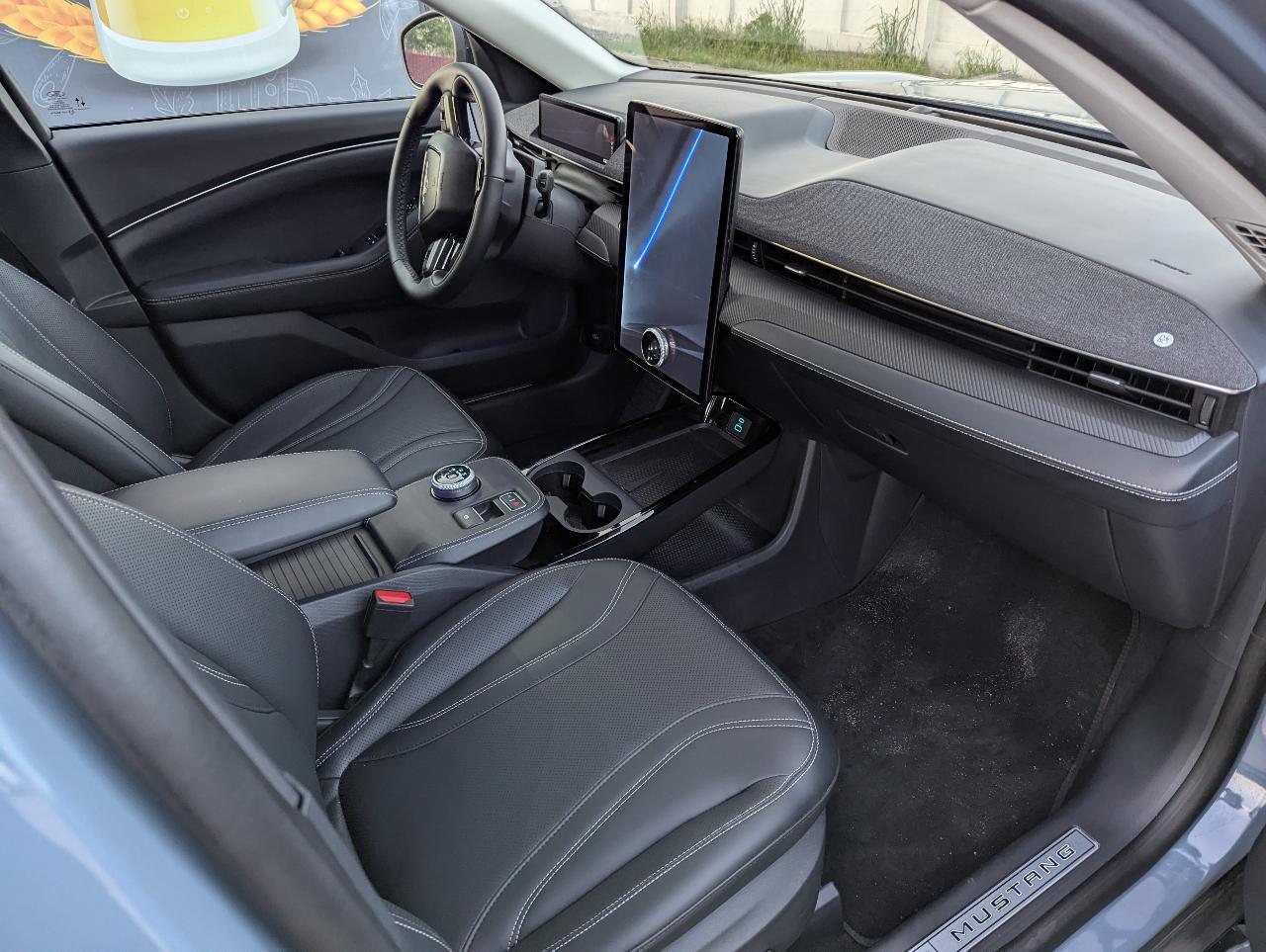 Ford Mustang Mach-E - фото 4