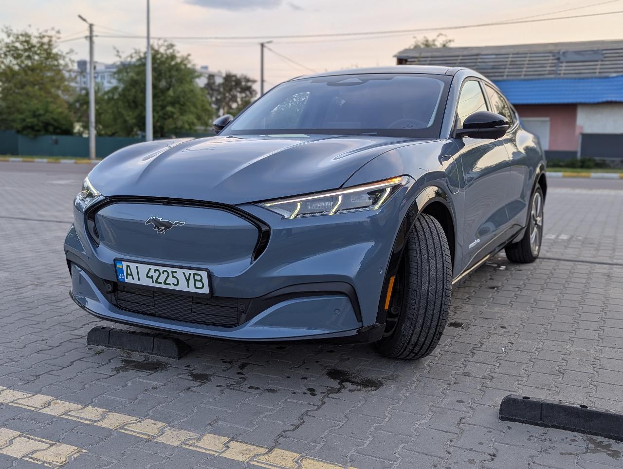 Ford Mustang Mach-E - фото 11