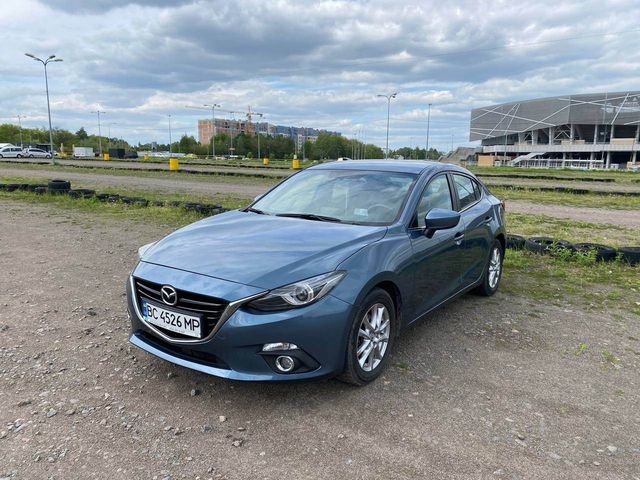 Mazda 3 - фото 3