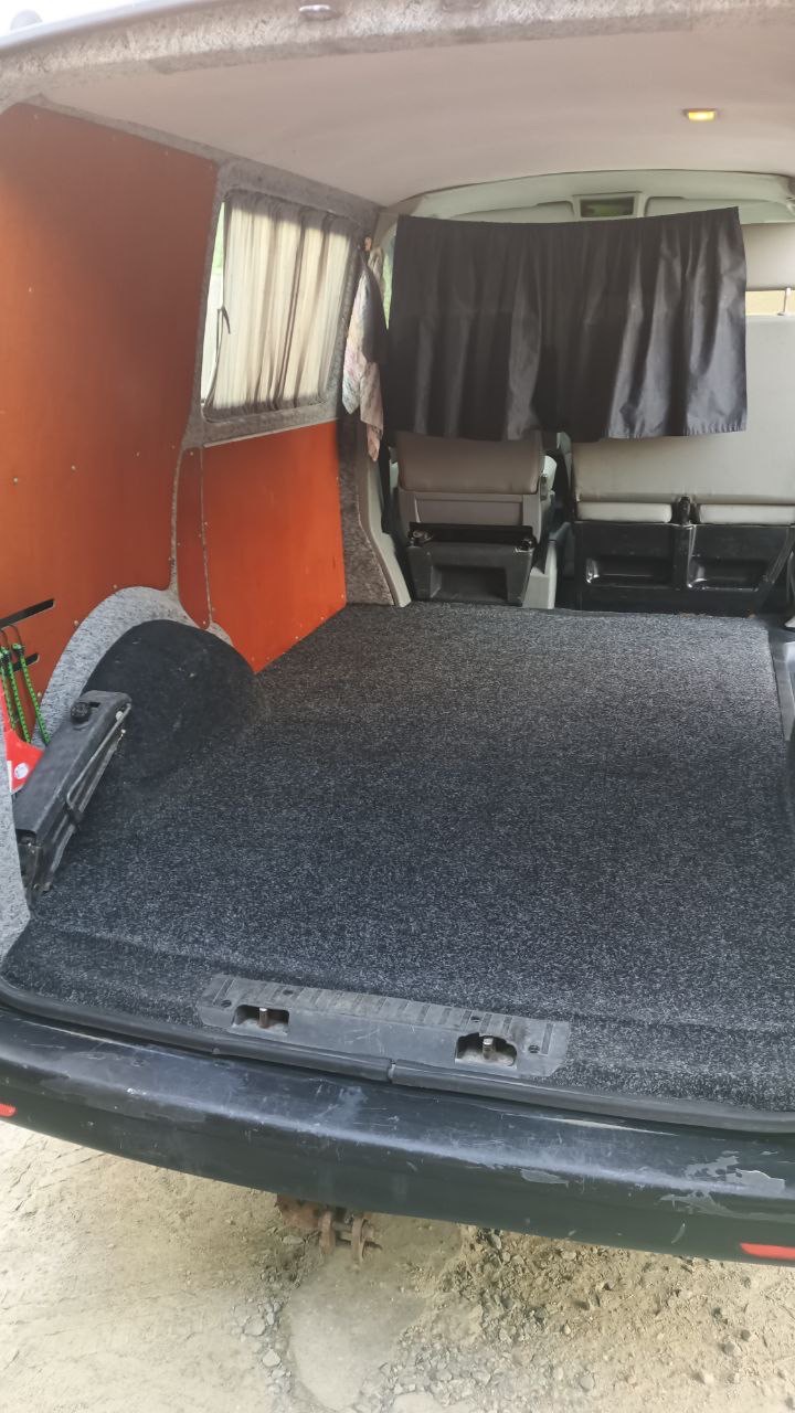 Volkswagen Transporter - фото 2