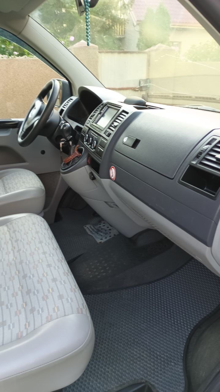 Volkswagen Transporter - фото 6