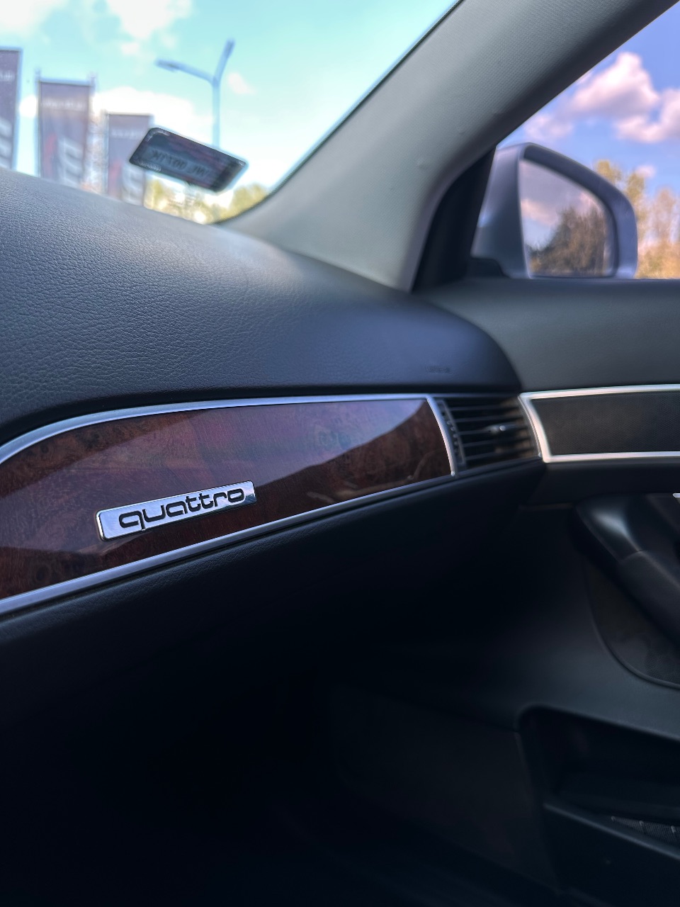 Audi A6 - фото 30