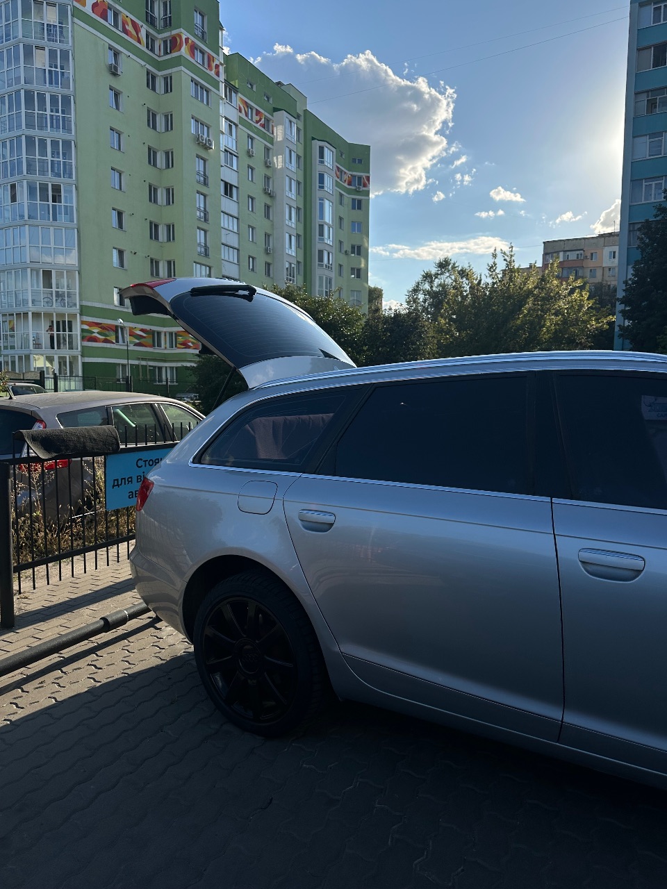 Audi A6 - фото 16