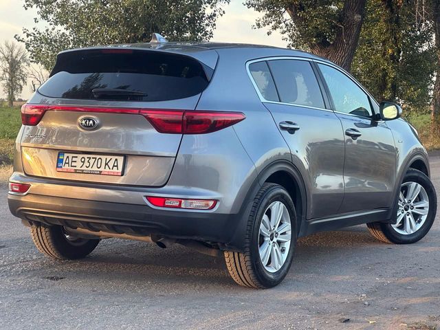 Kia Sportage 2017, Кам’янське, $16 200 - зображення 2