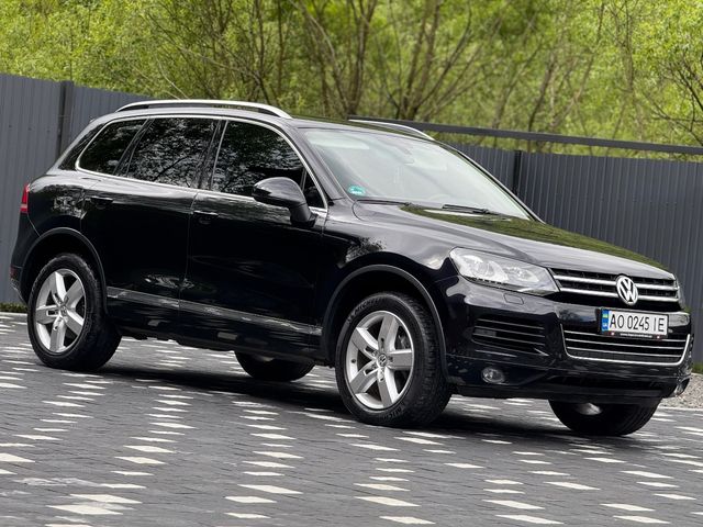 Volkswagen Touareg 2011, Синевир, $18 000 - зображення 1