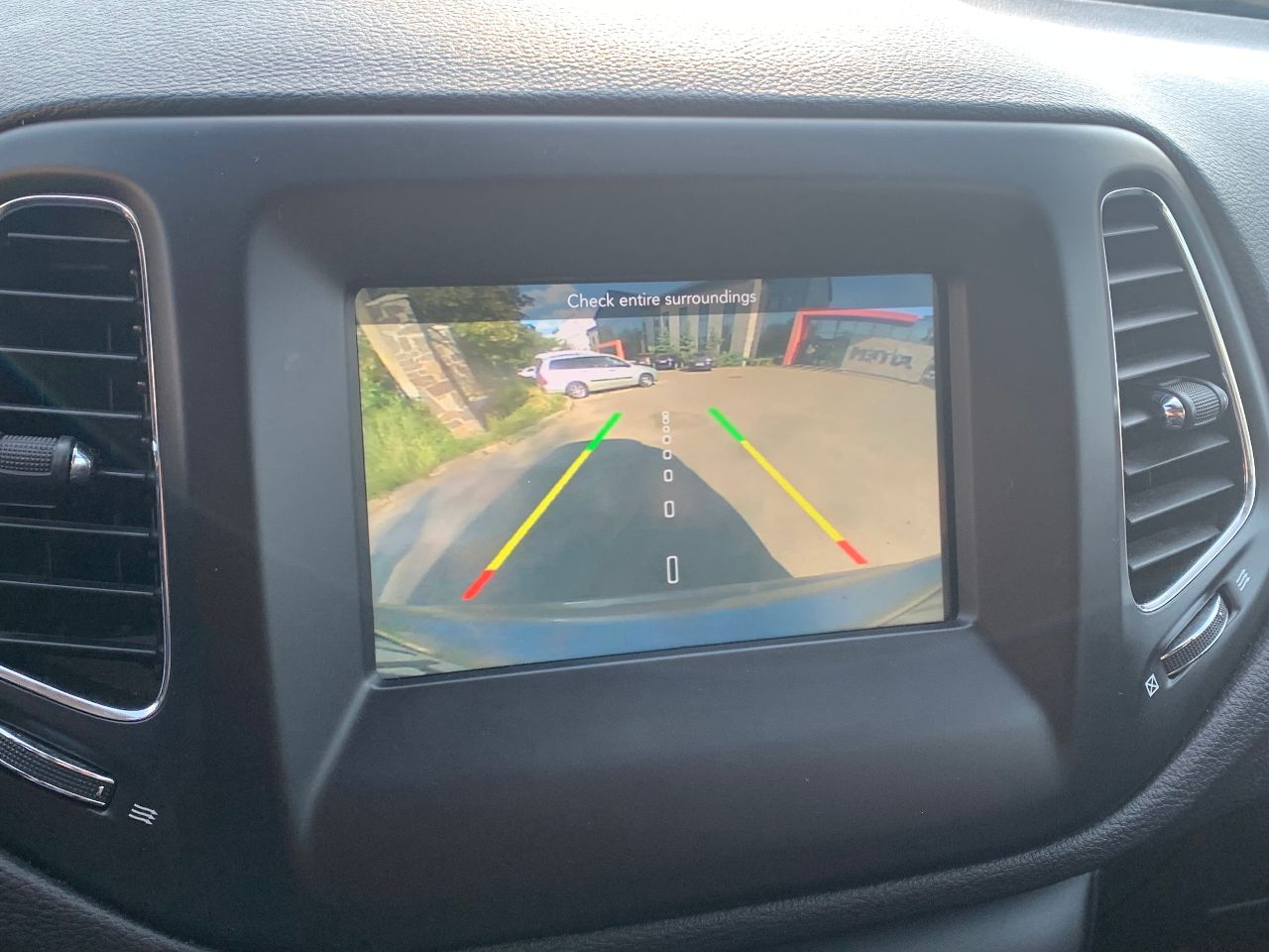 Jeep Compass - фото 12