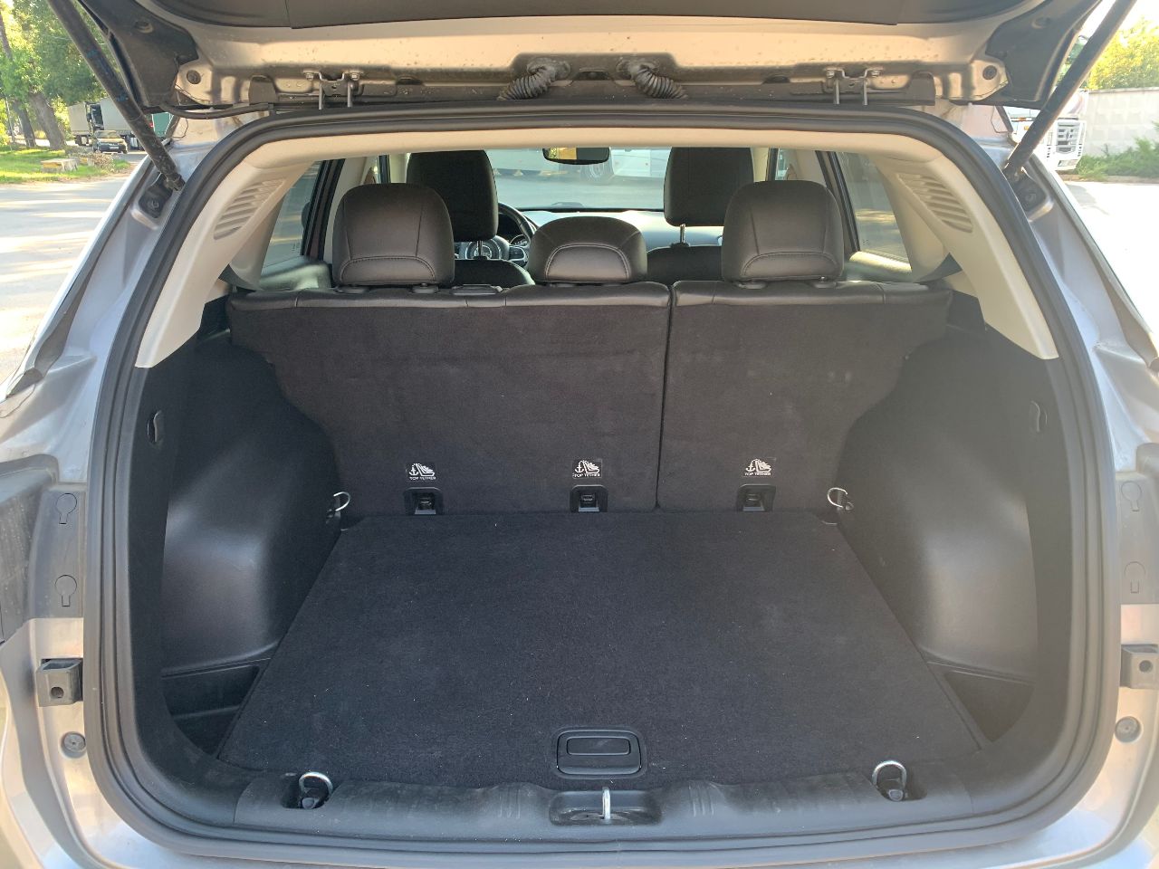 Jeep Compass - фото 15