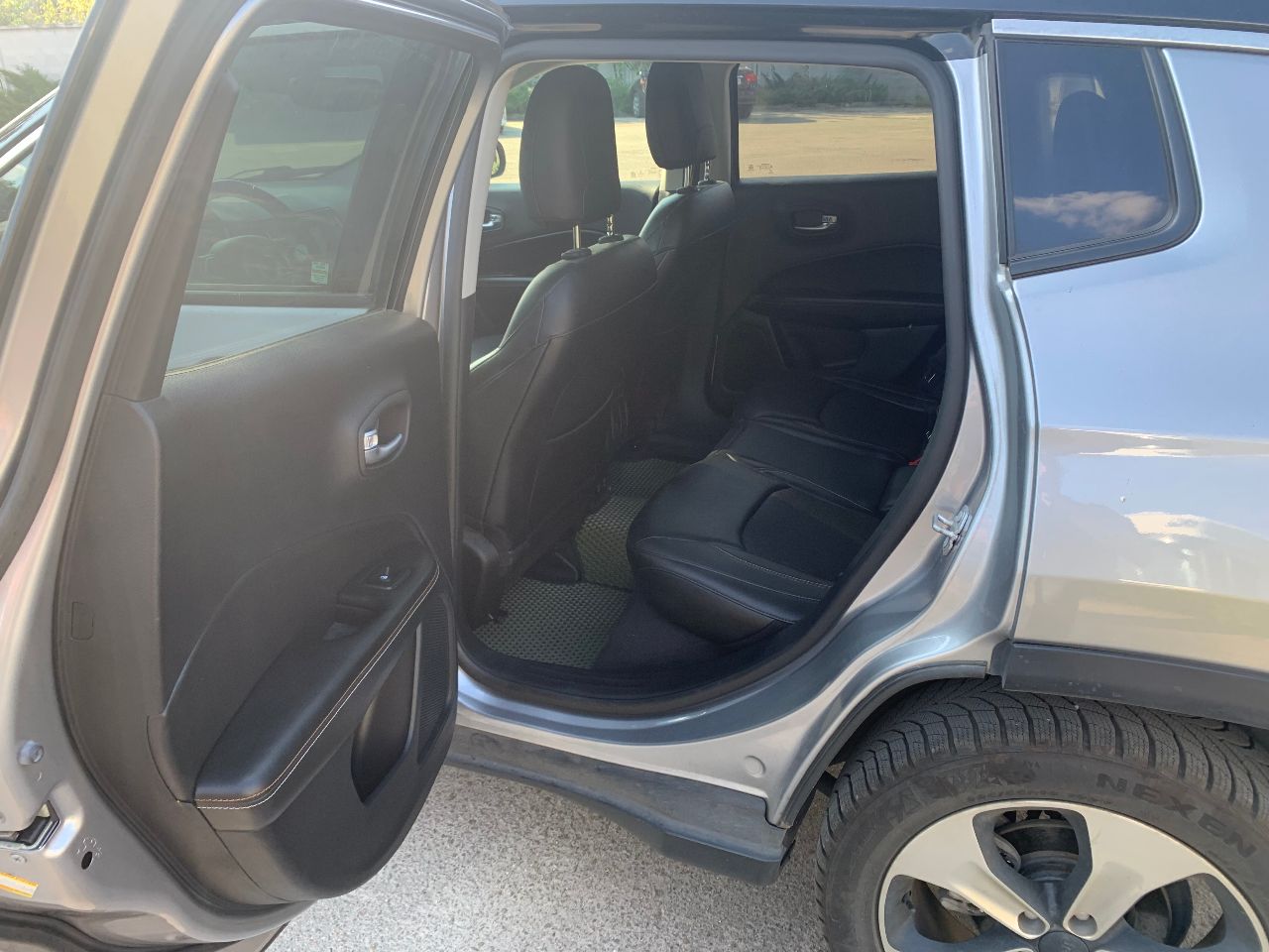 Jeep Compass - фото 13