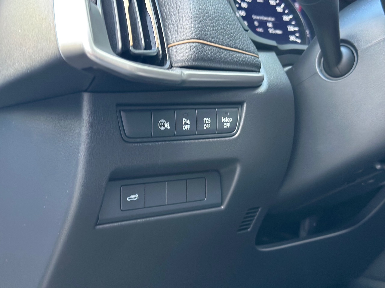 Mazda CX-70 - фото 35