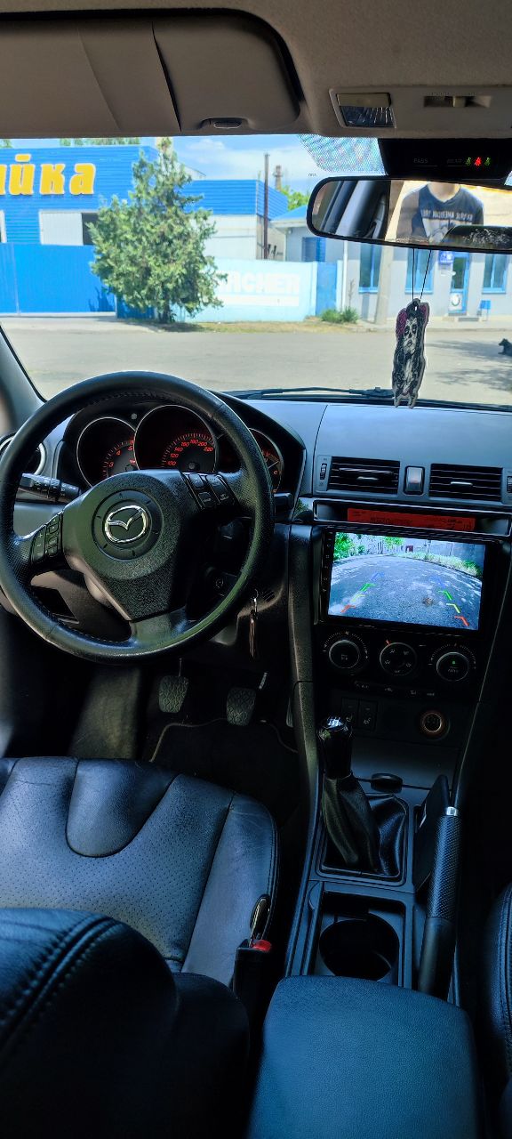 Mazda 3 - фото 1