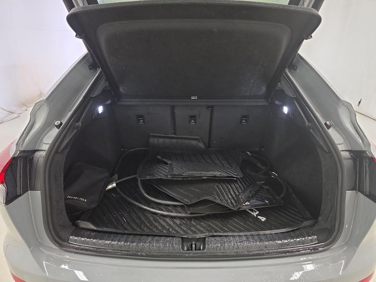 Audi Q4 Sportback e-tron - фото 9