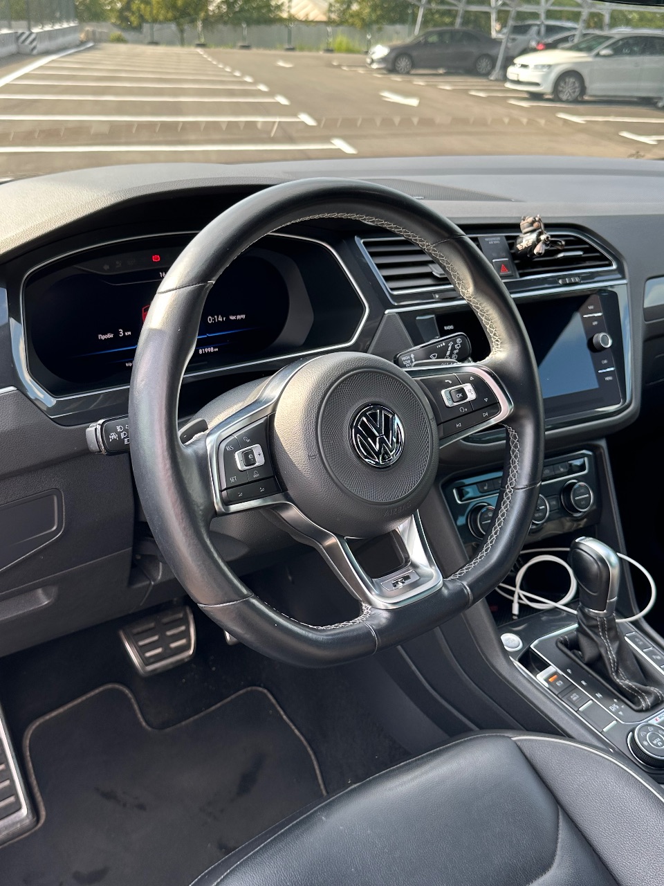 Volkswagen Tiguan - фото 22