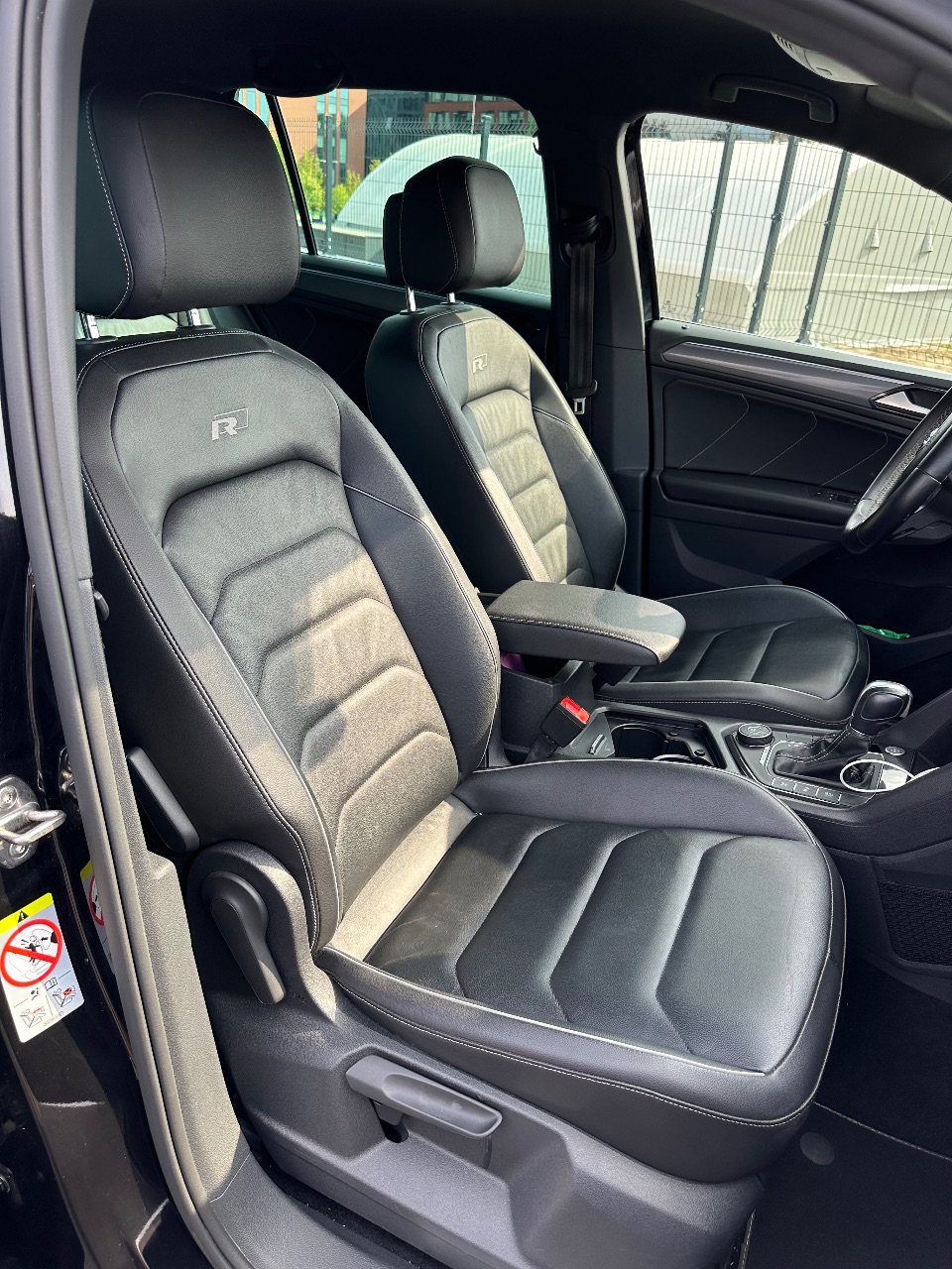 Volkswagen Tiguan - фото 16