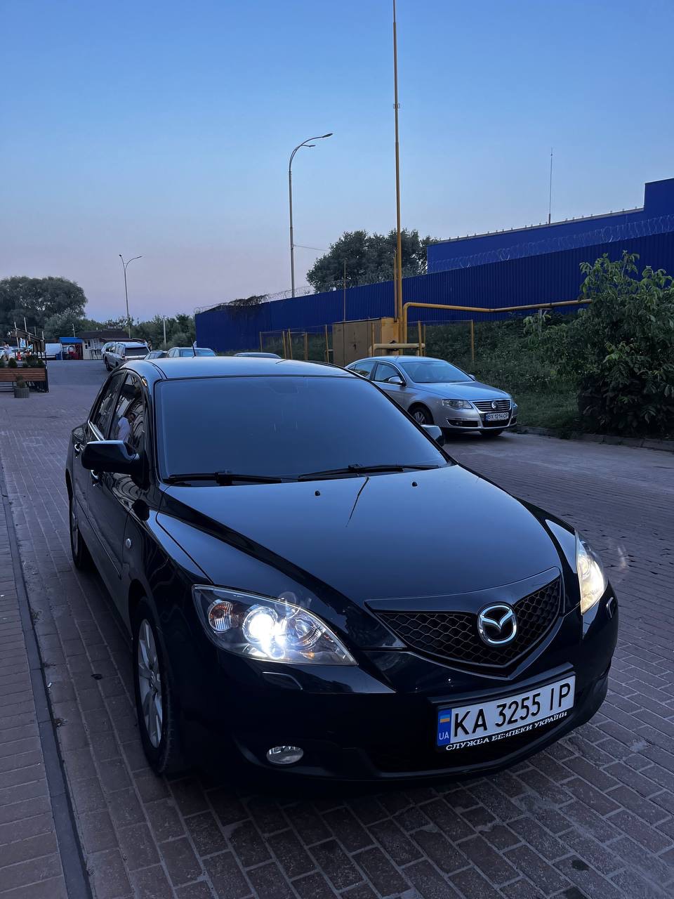 Mazda 3 - фото 1