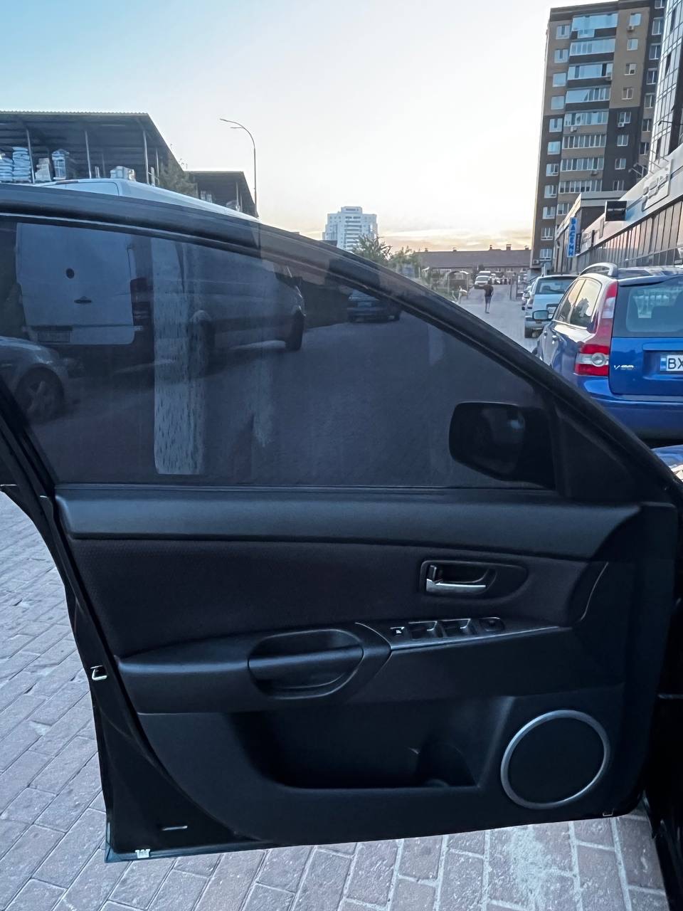 Mazda 3 - фото 9