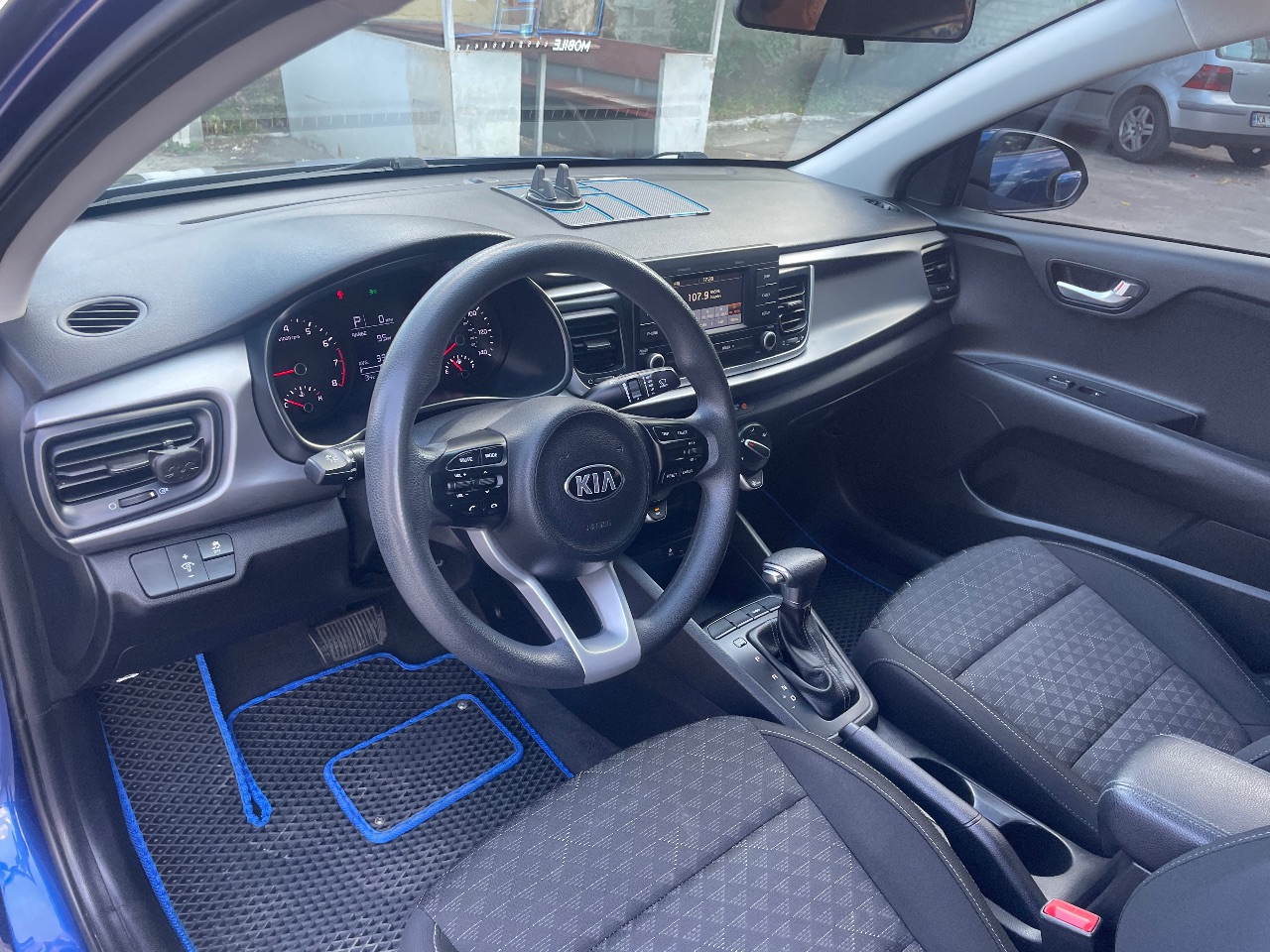 Kia Rio - фото 13