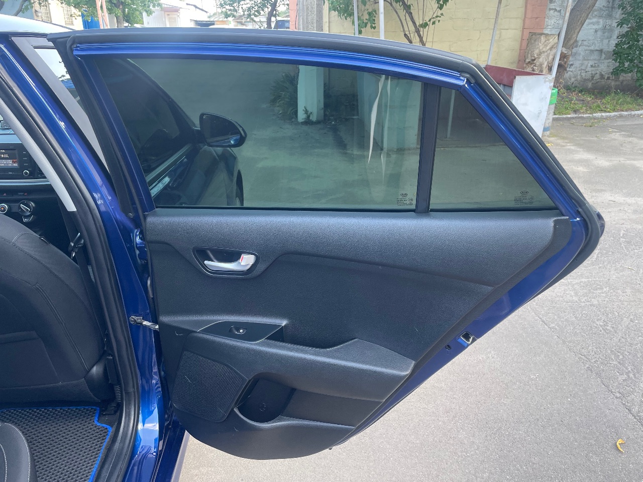 Kia Rio - фото 9