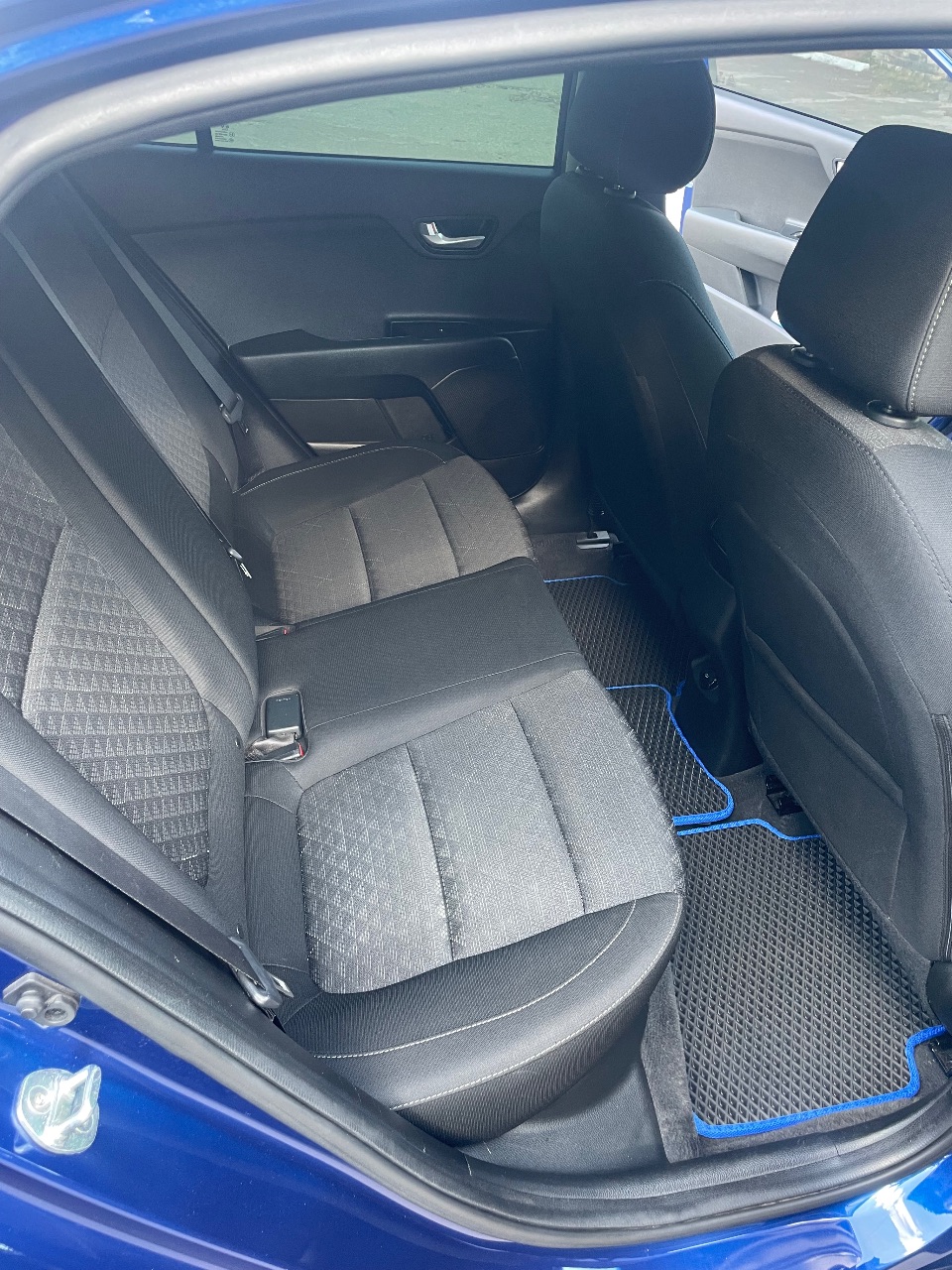 Kia Rio - фото 8