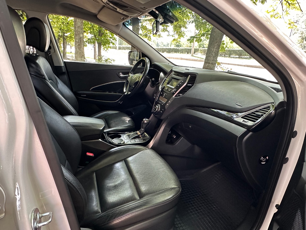 Hyundai Santa Fe - фото 11