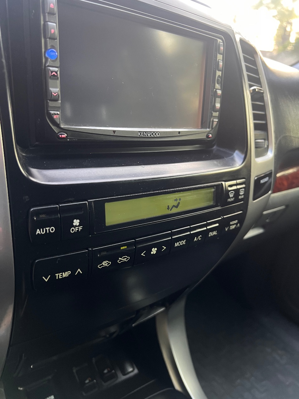 Toyota Land Cruiser Prado - фото 11