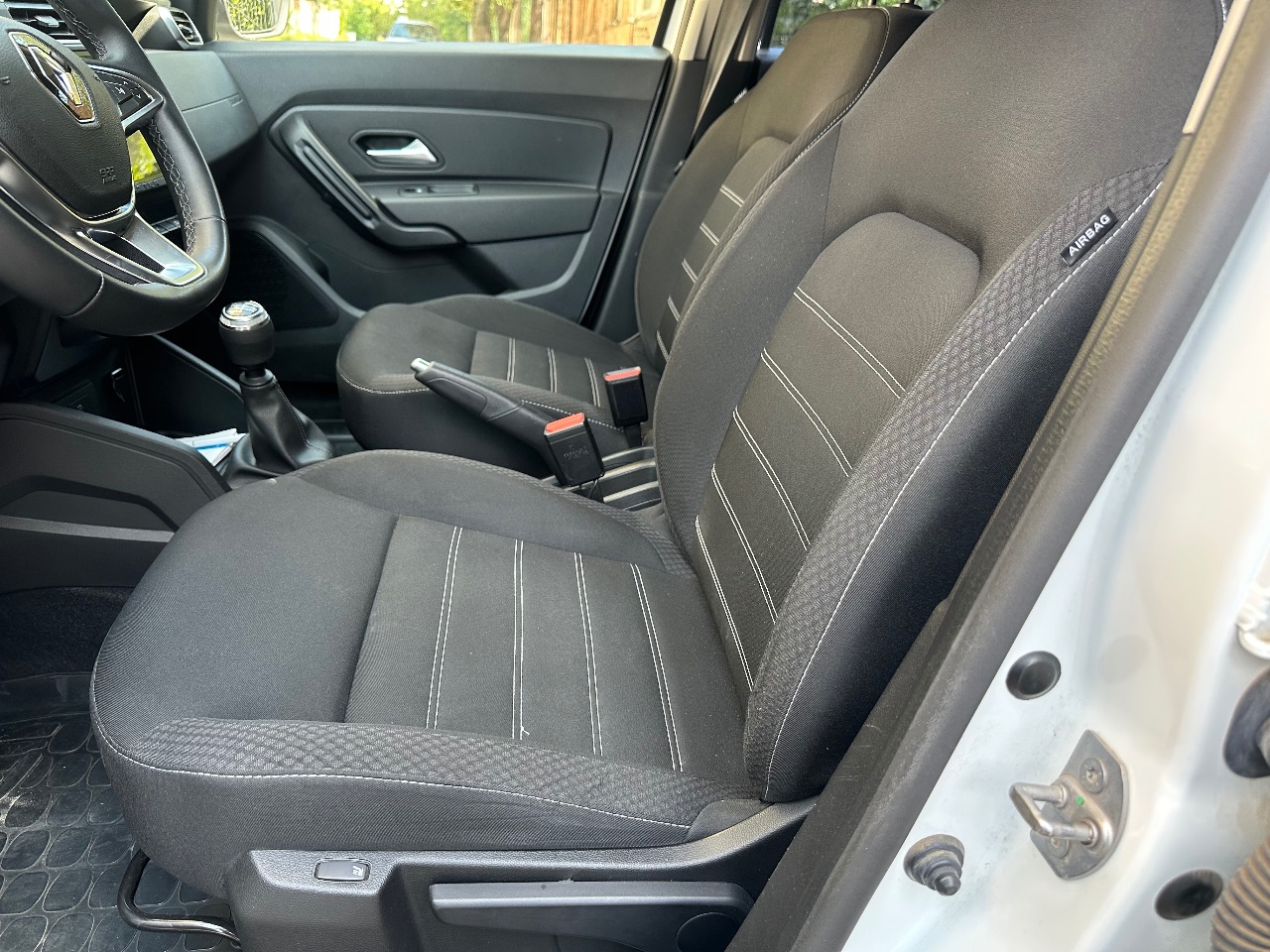 Renault Duster - фото 9