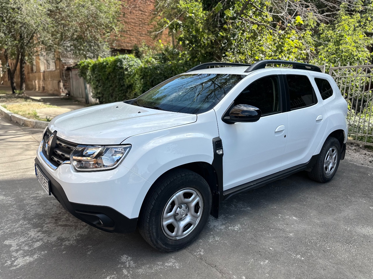 Renault Duster - фото 1