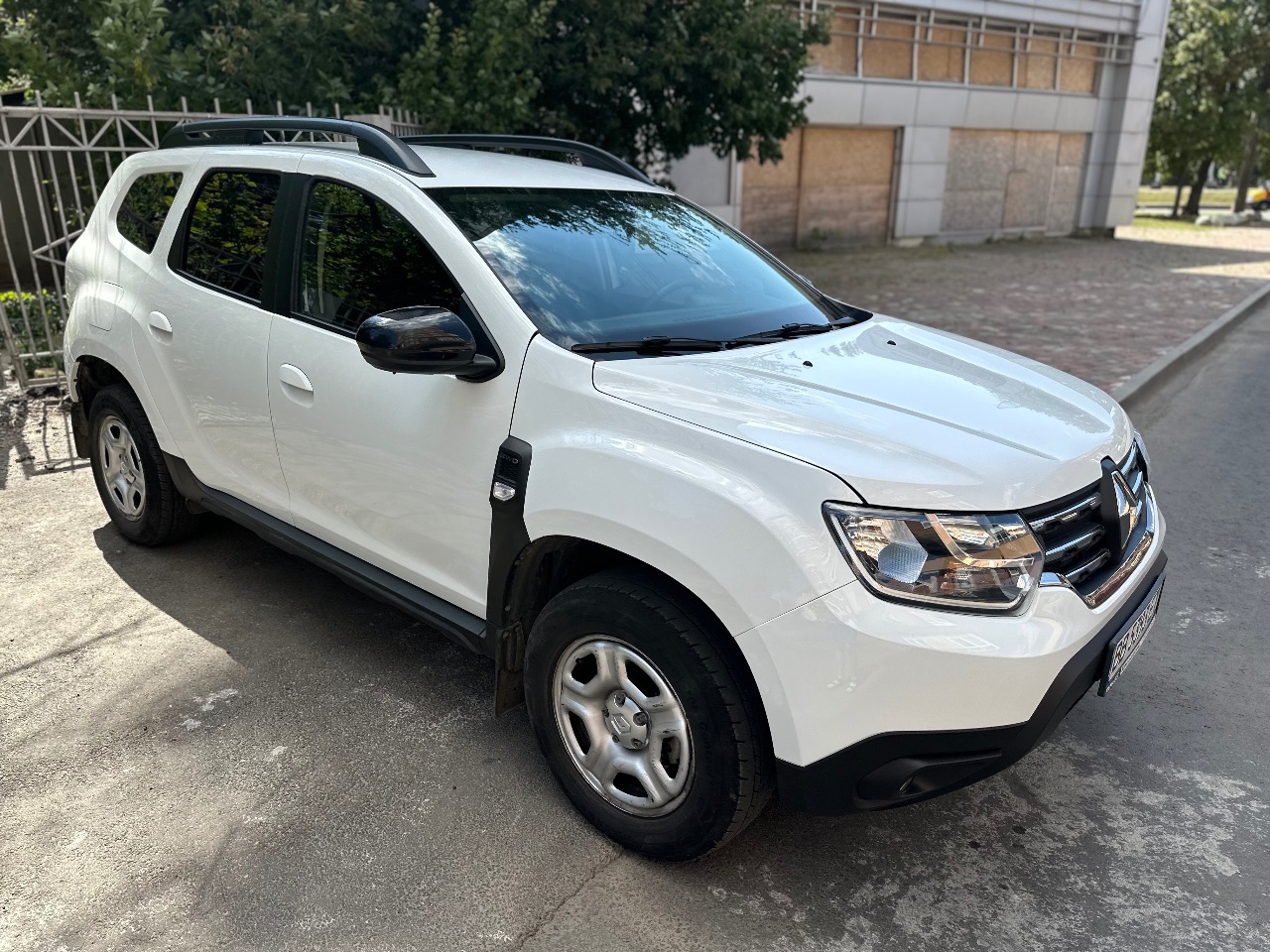 Renault Duster - фото 2