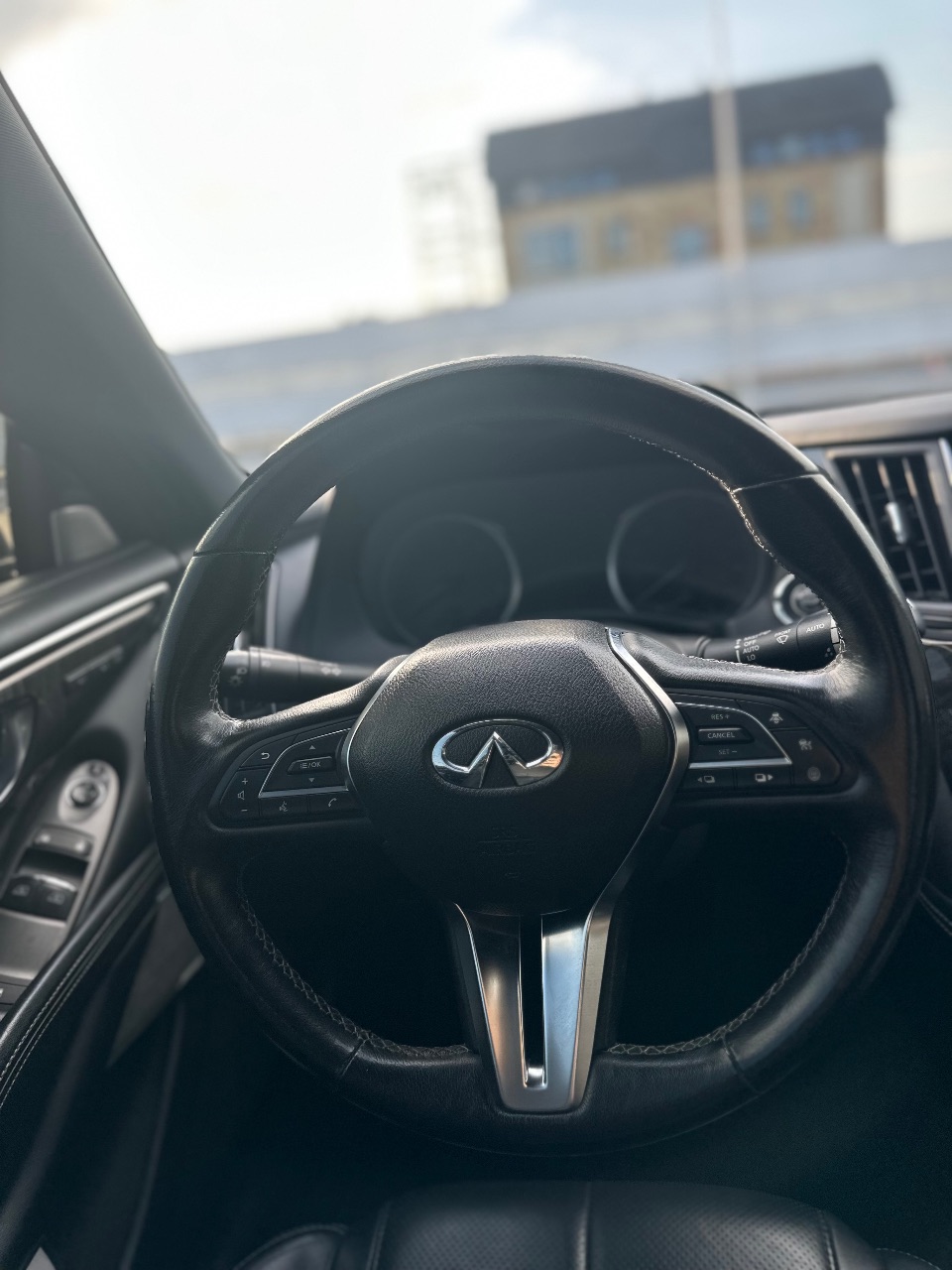 Infiniti Q60 - фото 15