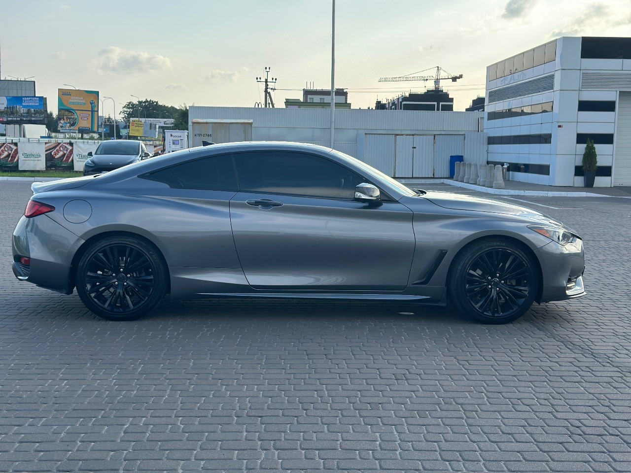 Infiniti Q60 - фото 8
