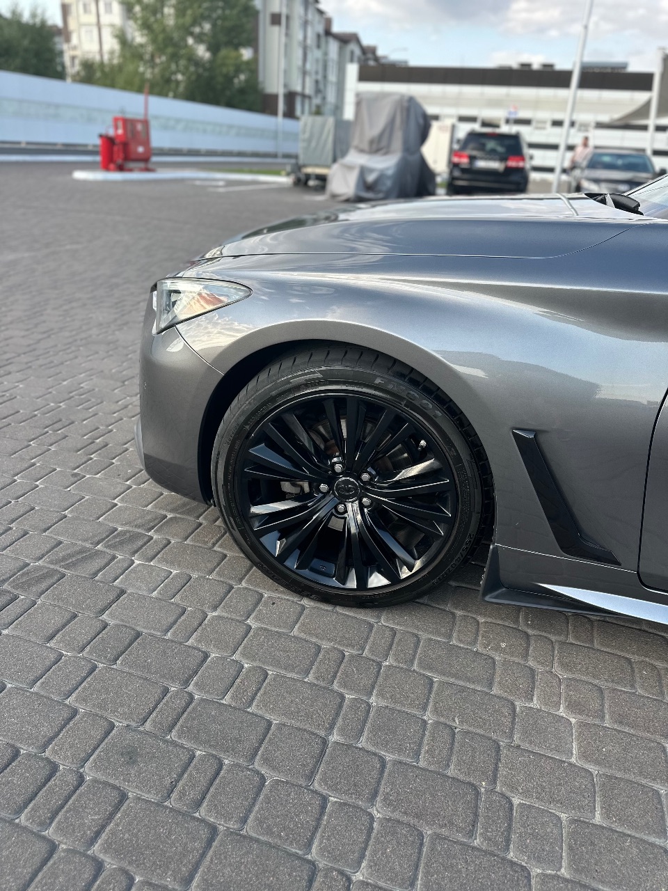 Infiniti Q60 - фото 10