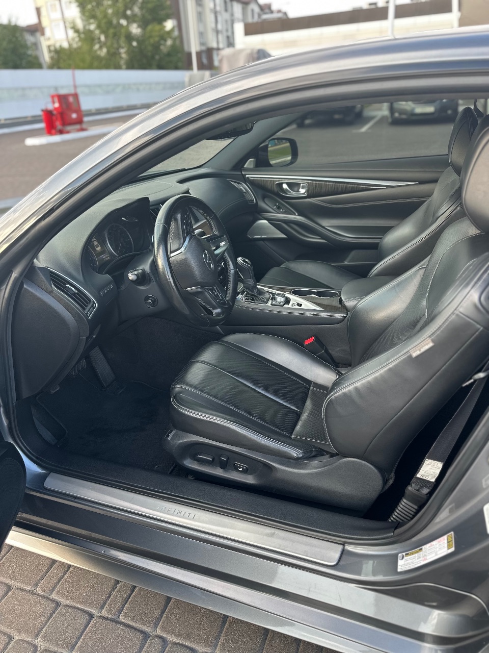 Infiniti Q60 - фото 12