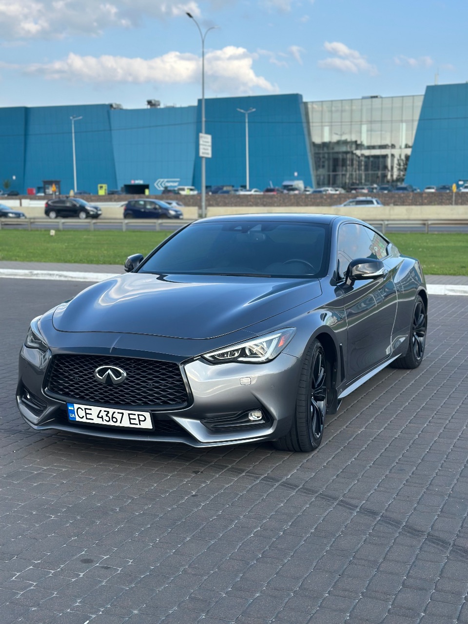 Infiniti Q60 - фото 3