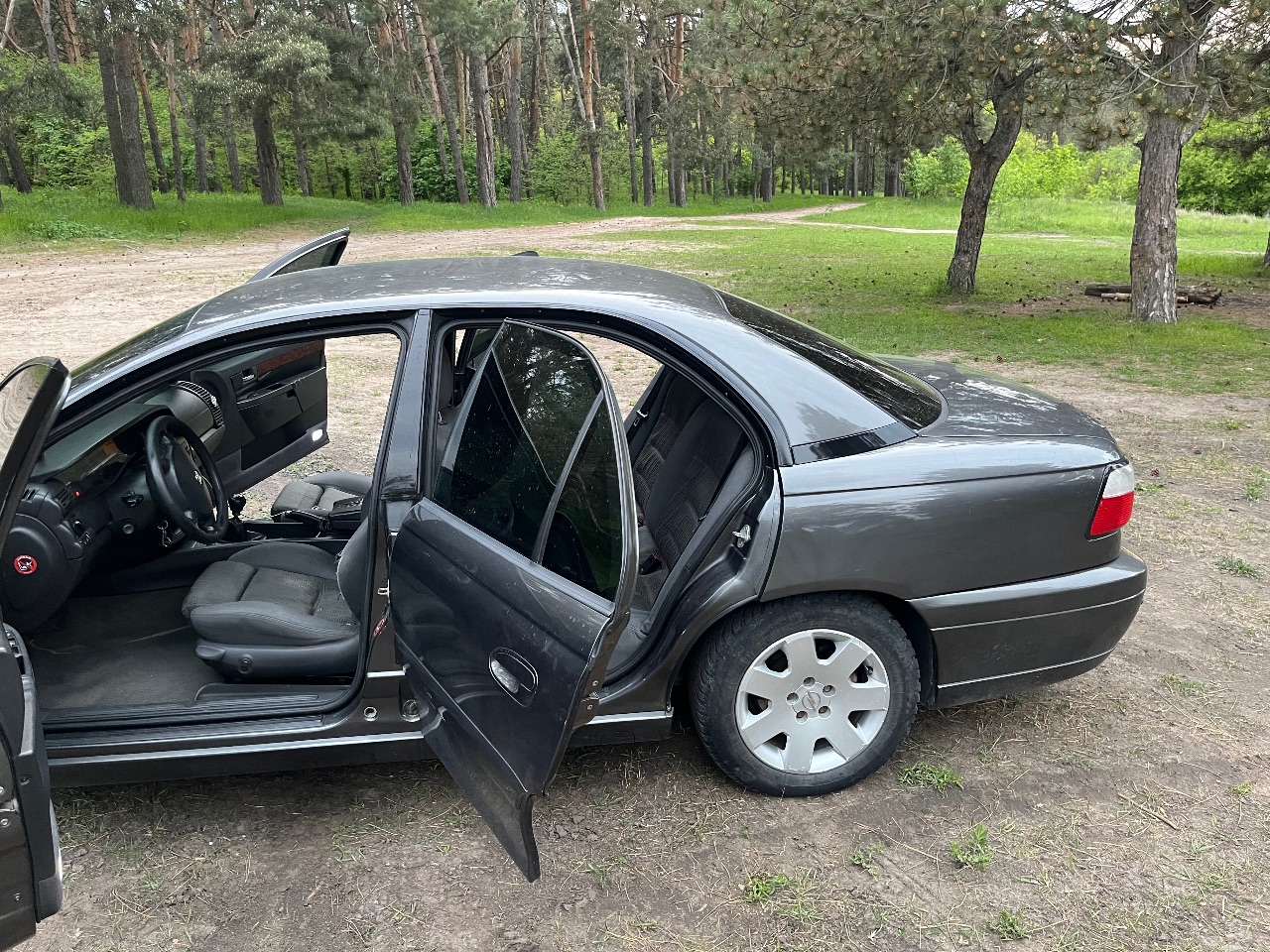 Opel Omega - фото 10