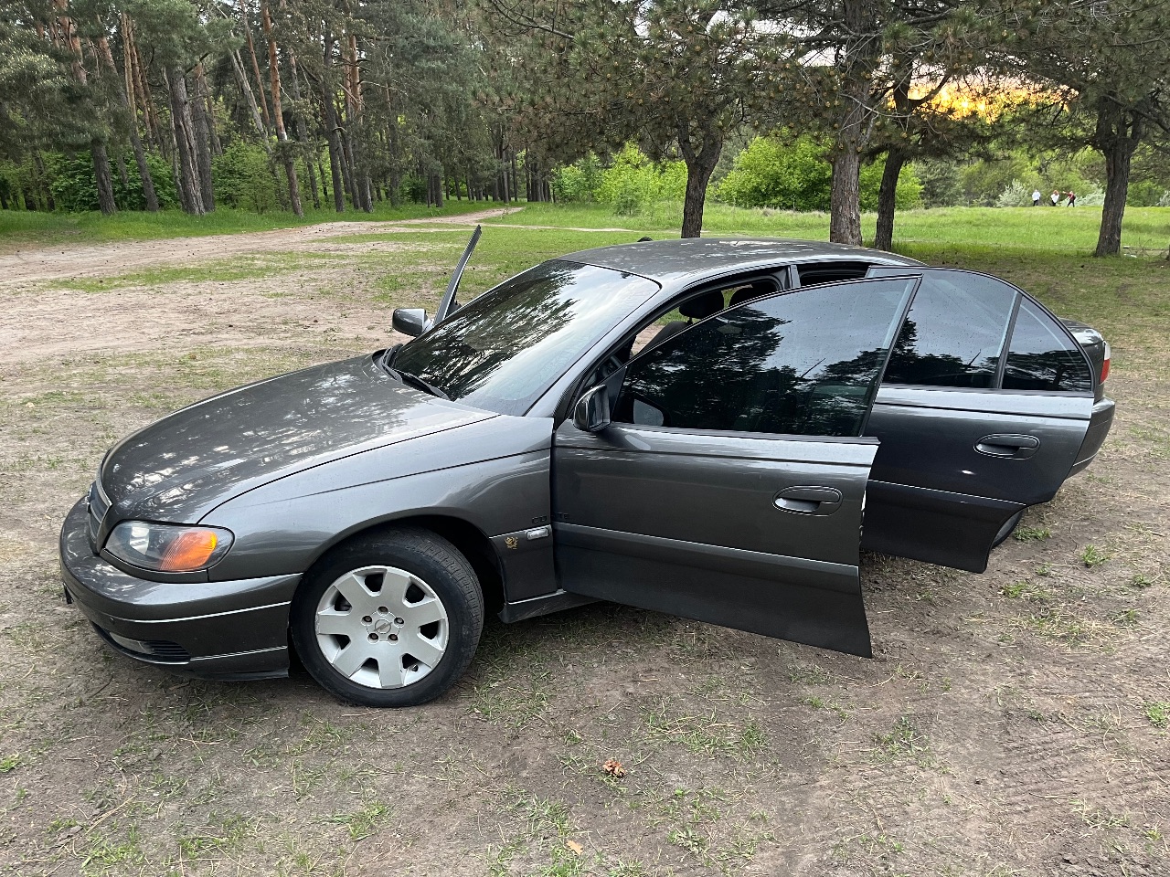 Opel Omega - фото 9