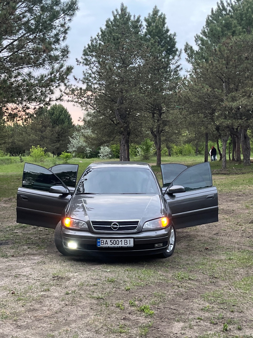 Opel Omega - фото 8