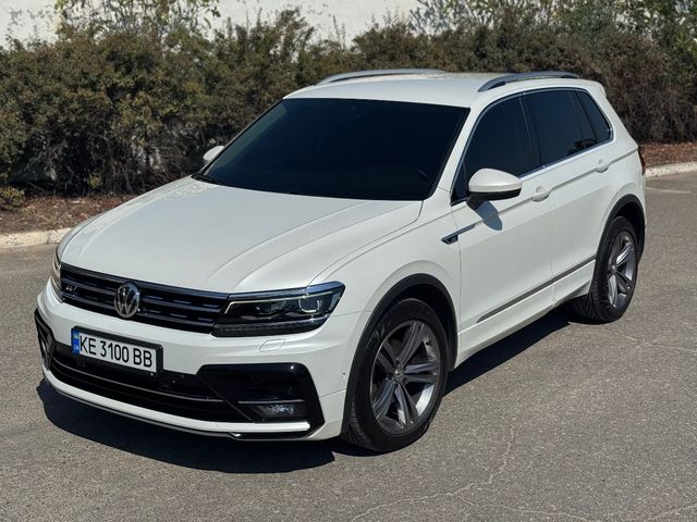 Volkswagen Tiguan - фото 3