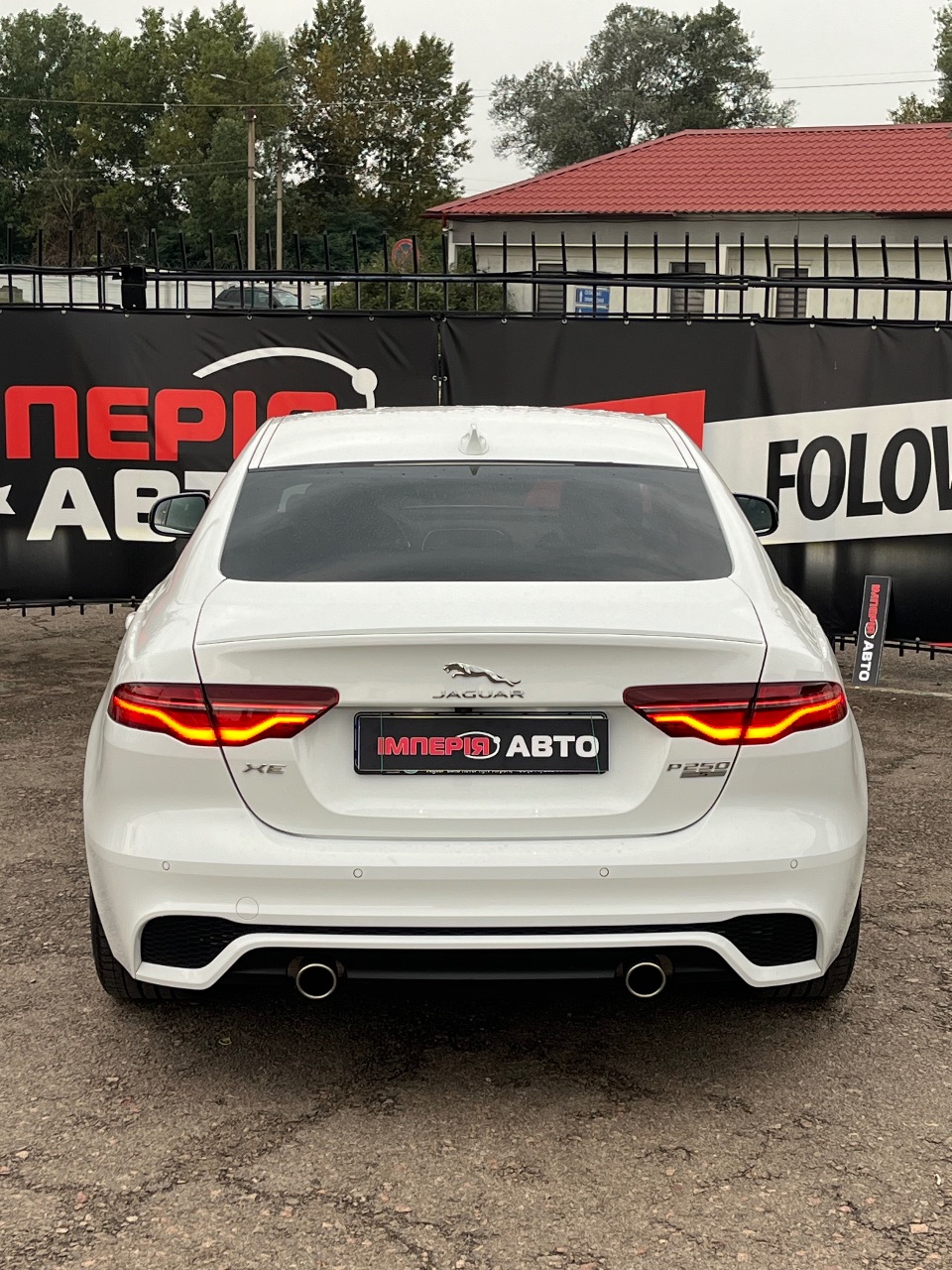 Jaguar XE - фото 5