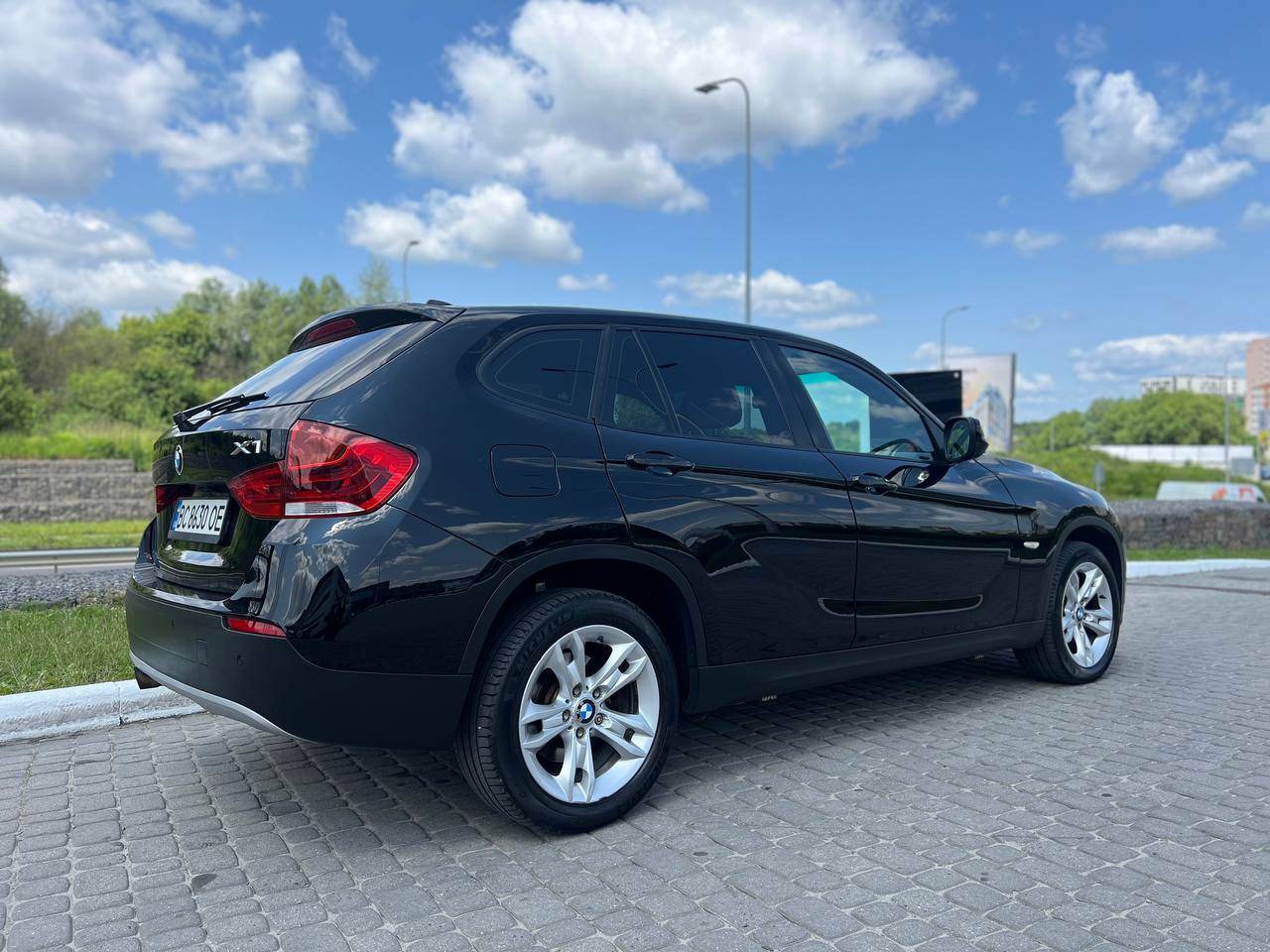 BMW X1 - фото 3